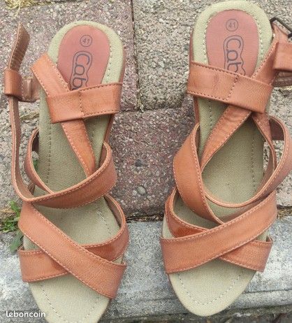 Sandale compensée camel en cuir femme (image 1)