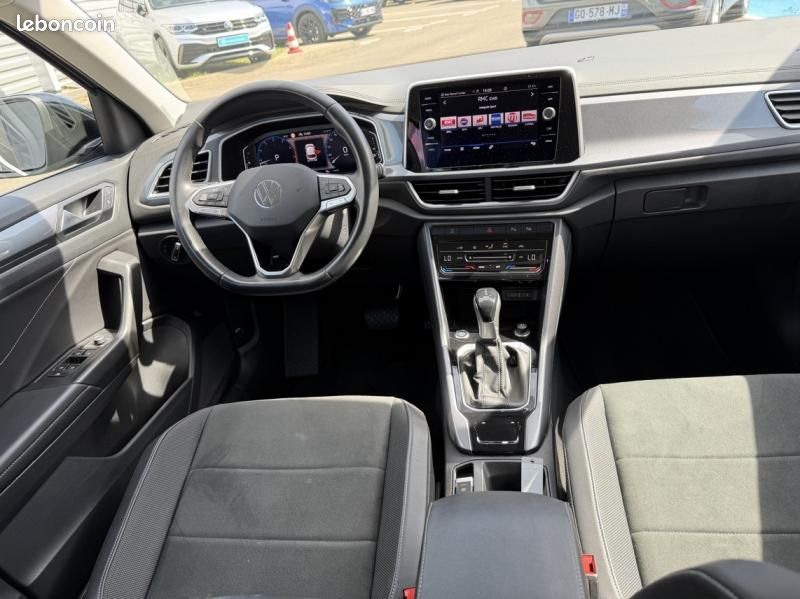 Volkswagen T-Roc 1.5 TSI EVO 150ch Style DSG7 (image 16)