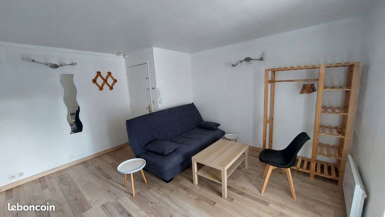 Studio meublé avec Balcon