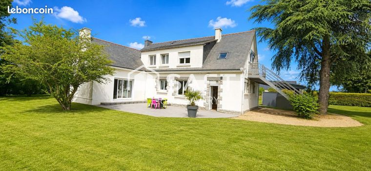 Propriété 6 pièces 165 m²