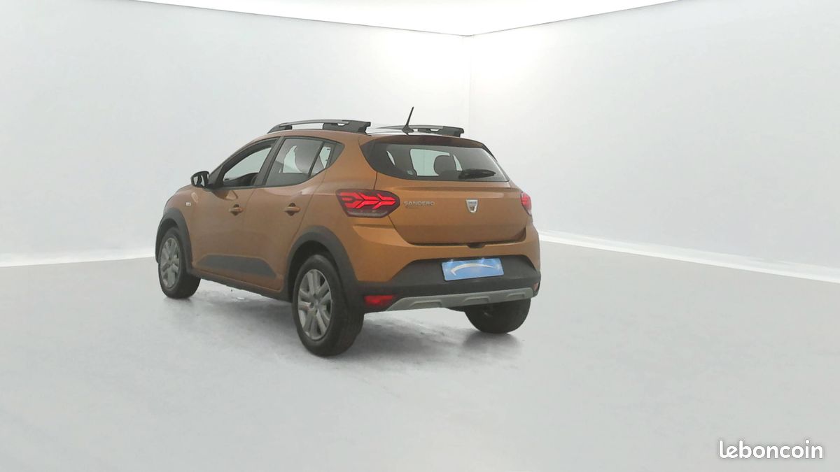 DACIA Sandero ECO-G 100 - 22 Stepway Confort (image 3)