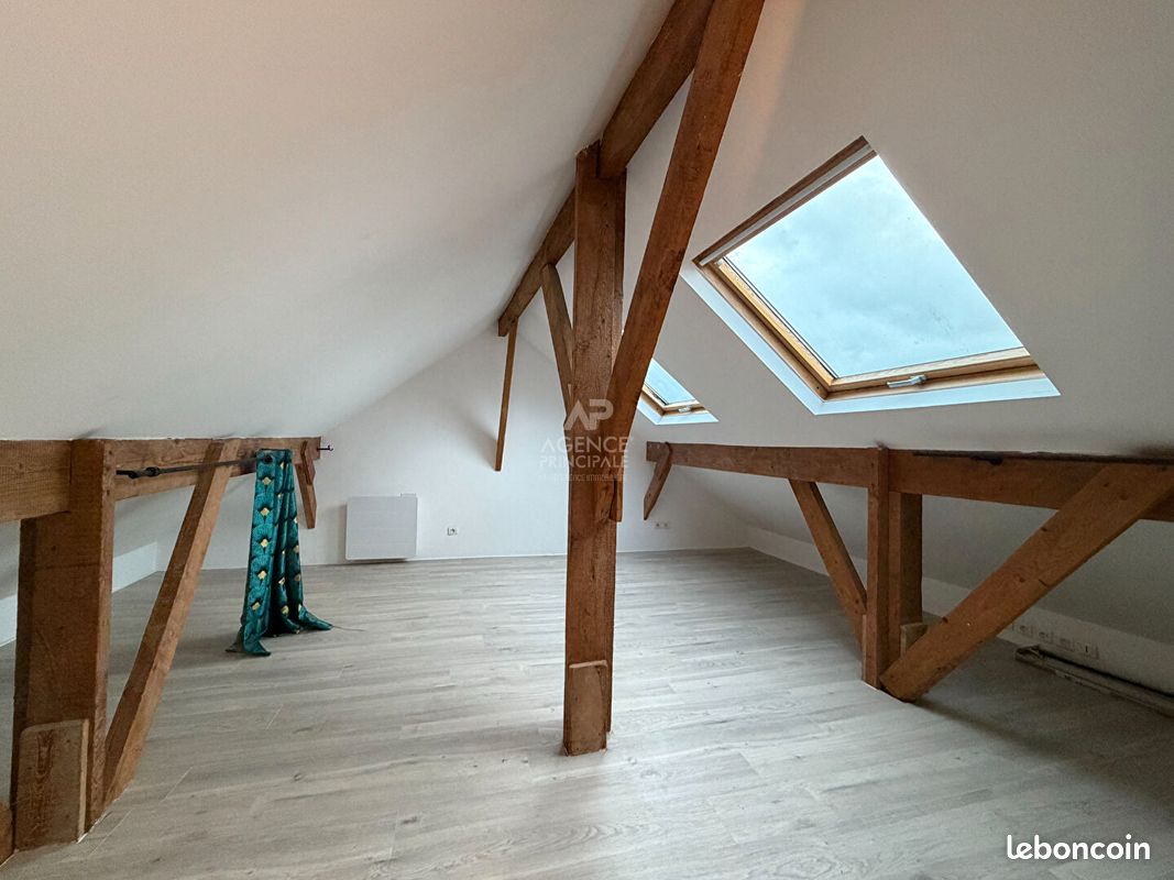 Appartement a louer  - 5 pièce(s) - 87 m2 - Surfyn