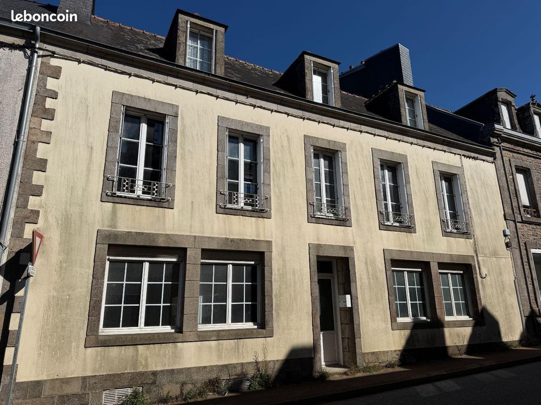 Maison 5 pièces 140 m² · à Coray · 140 m² · 89 040 €