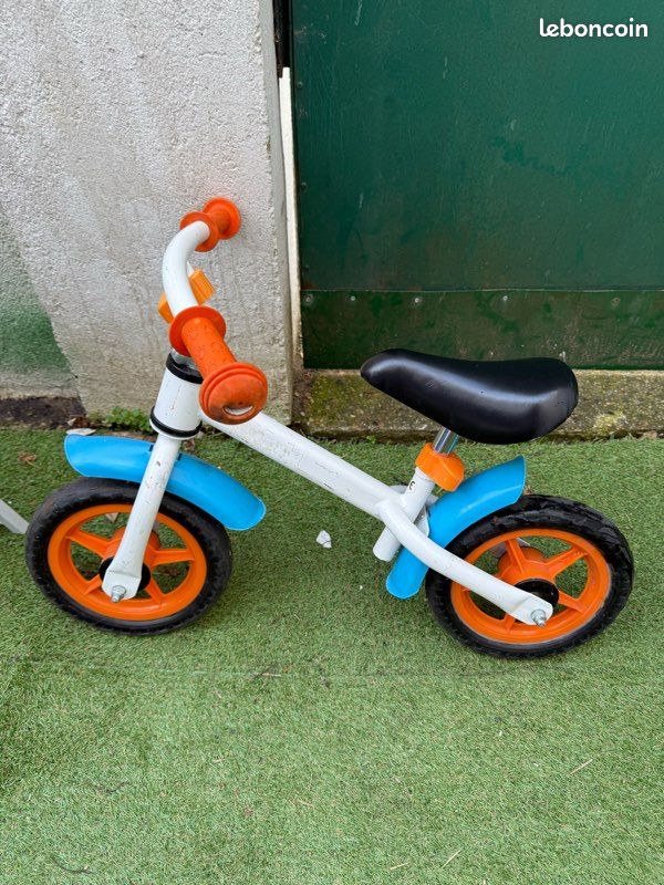 Draisienne Vélo pour Enfant en Bois sans Pédale Pirate - Pinolino