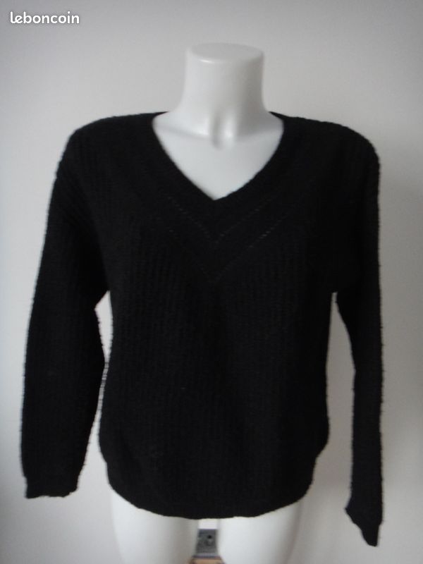 Pull Noir épais Col V Vieilli - Taille S, Marque Main Strip, Occasion Très Bon état