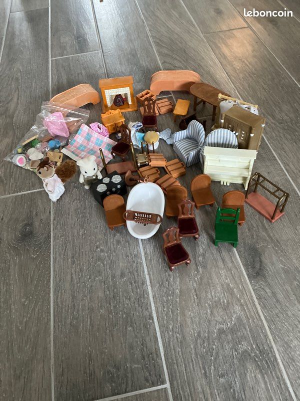 Lot meubles et accessoires sylvanian (image 1)
