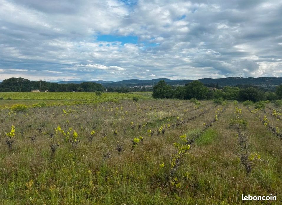 Terrain 400 m² Sabran · 65 000 €