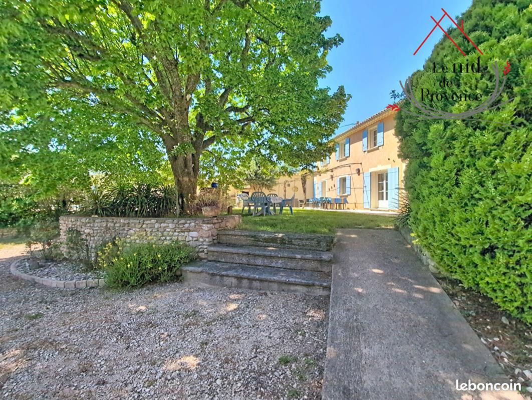 Maison 11 pièces 365 m² · à Visan · 365 m² · 890 000 €