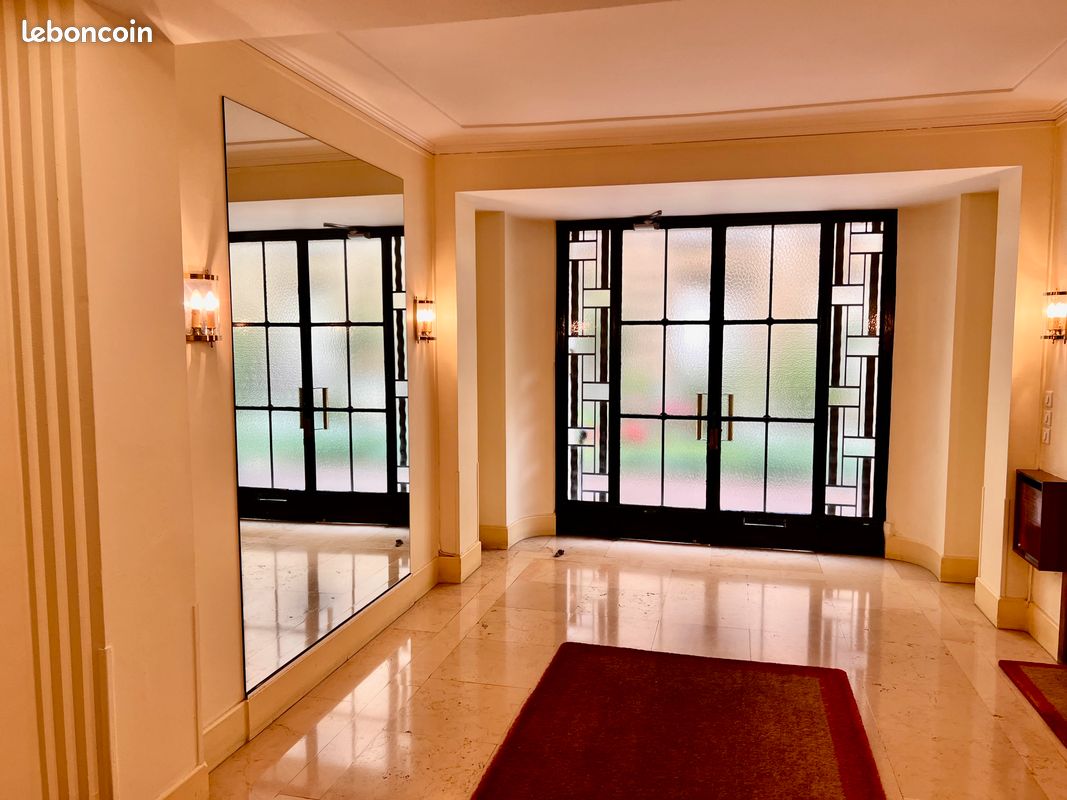 Appartement 4 pièces 104 m² · à Paris · 104 m² · 1 095 000 €