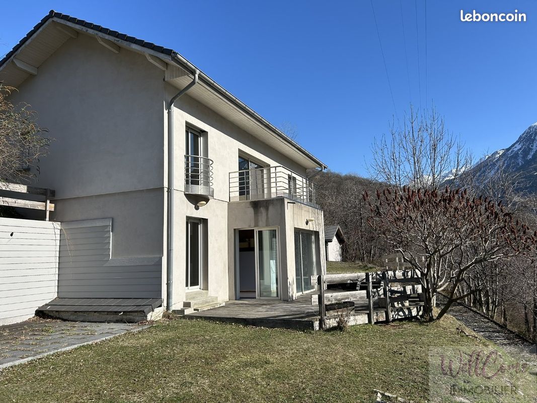 Maison 4 pièces 125 m² · à Saint-Michel-de-Maurienne · 125 m² · 371 000 €