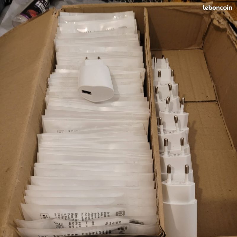 Lot 80 Adaptateurs iPhone Lightning Jack MFi + 9 Chargeurs USB Neufs (image 9)