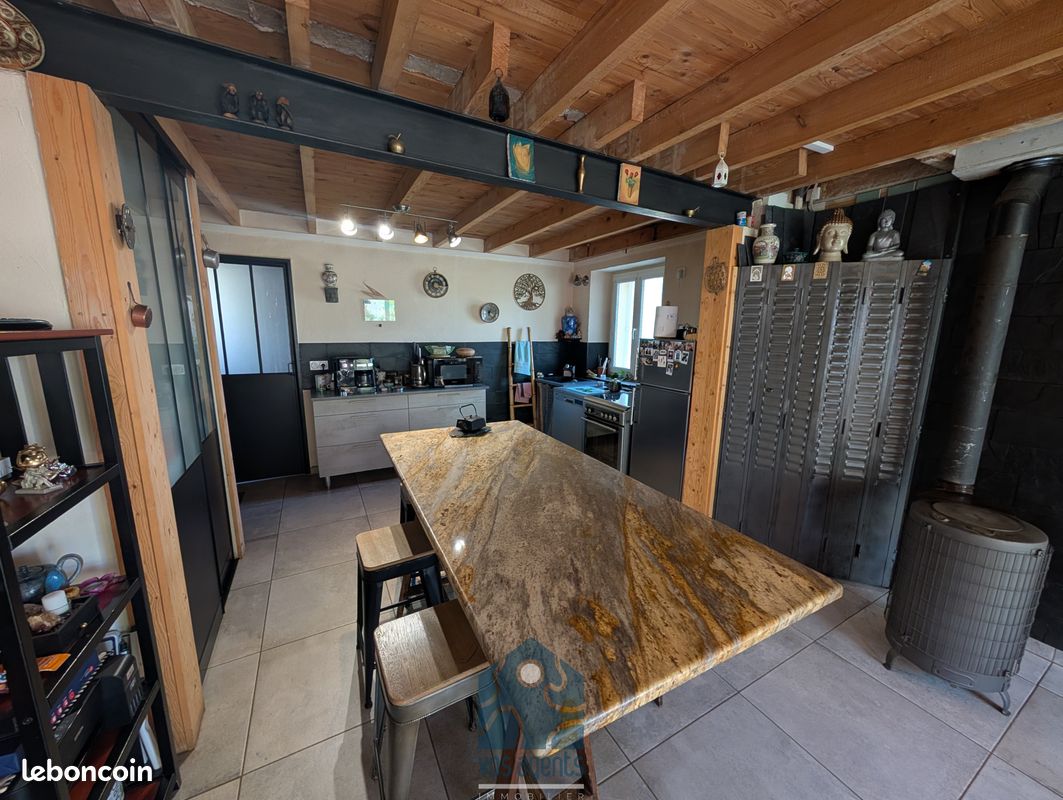 Maison 3 pièces 67 m² · à Arlanc · 67 m² · 85 000 €