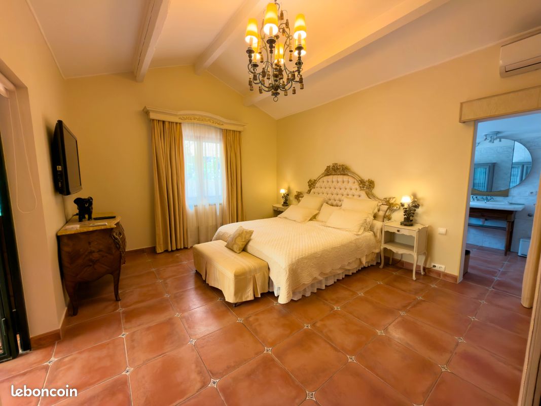 Maison 6 pièces 145 m² · à Le Cannet · 145 m² · 3 050 €/mois