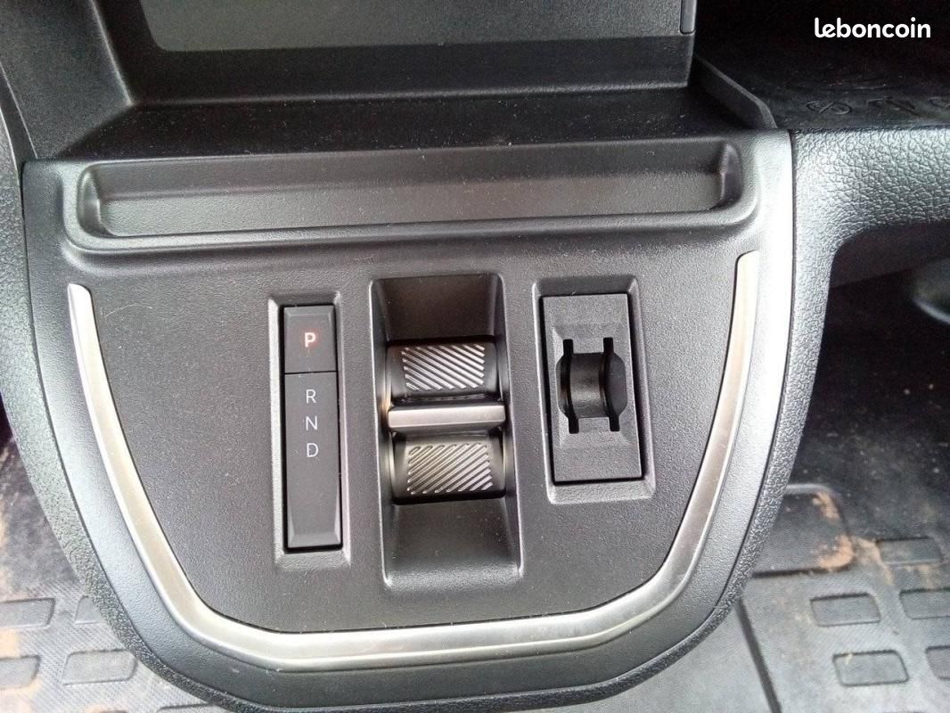 Peugeot Expert CABINE APPROFONDIE CA FIXE M DIESEL 180 CH AUTOMATIQUE (image 17)