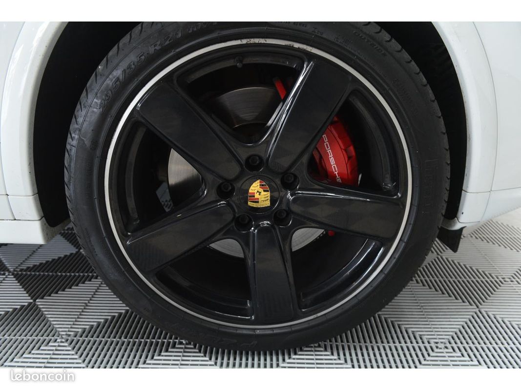 PORSCHE CAYENNE GTS - 3.6i V6 - 440ch - BVA - Suivi Porsche (image 36)