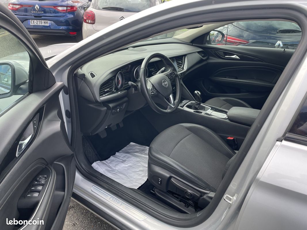 Opel Insignia Grand Sport 1.6 D 136ch Innovation (image 4)