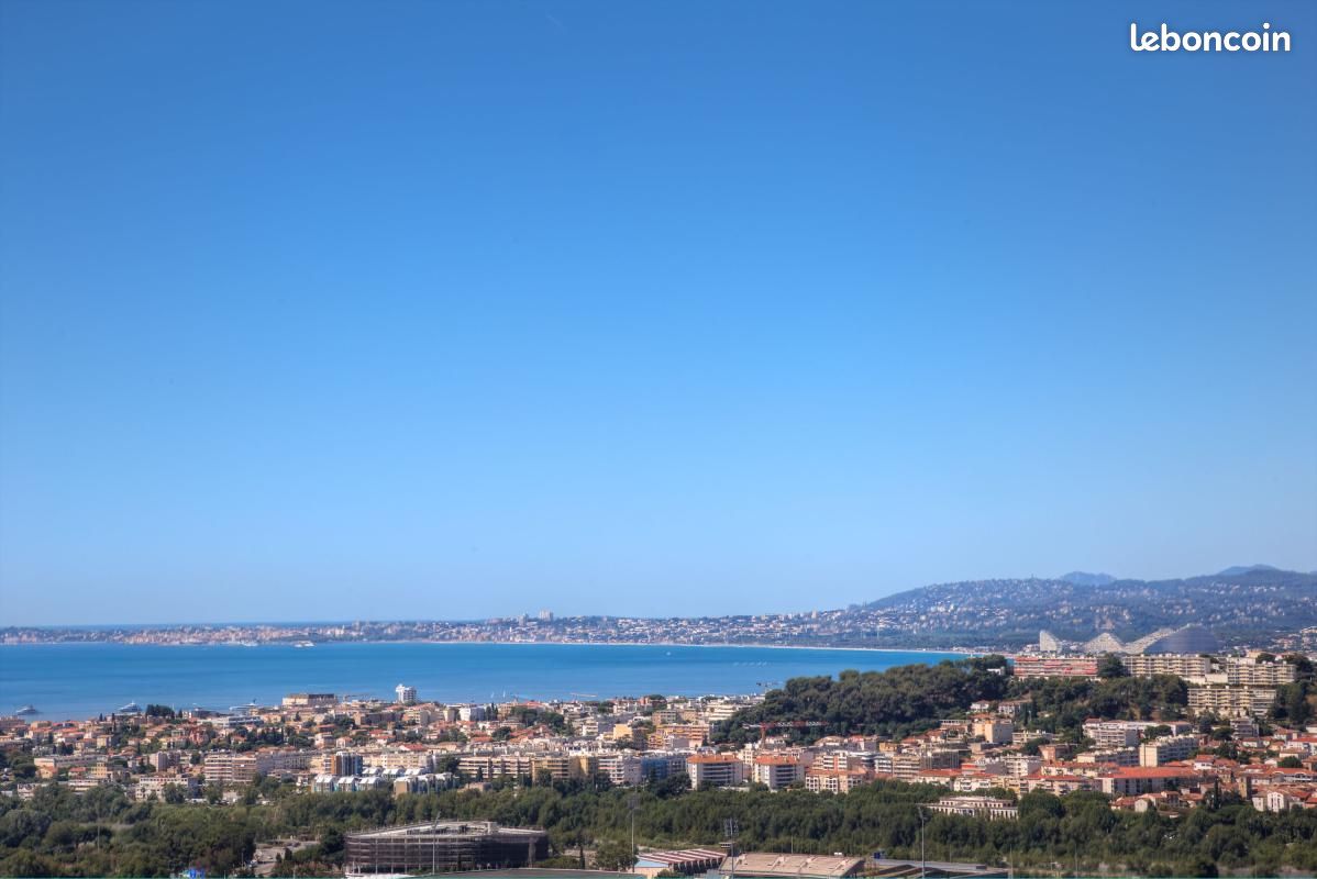 Appartement 2 pièces 52 m² · à Nice · 52 m² · 330 000 €