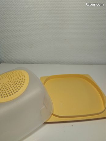 Grand Plateau à Fromages Tupperware Jaune Avec Cloche – Vintage Et Pratique