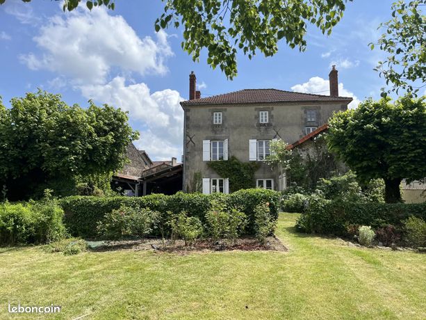 Maison 6 pièces 238 m²