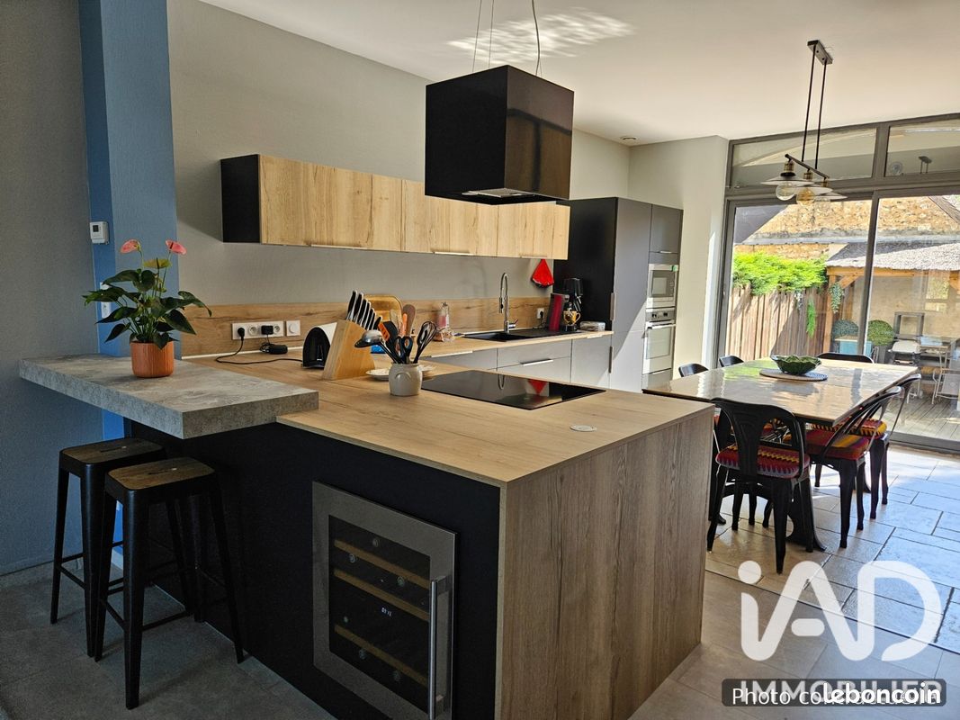 Maison 4 pièces 102 m² · à Vendôme · 102 m² · 235 000 €