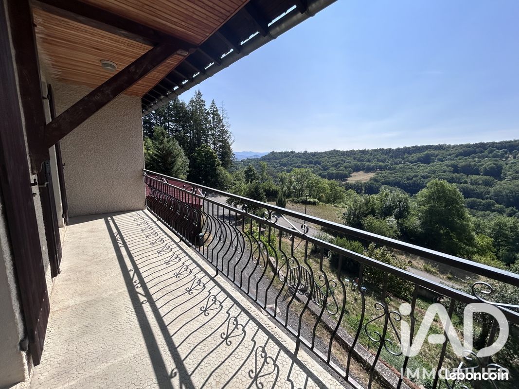Appartement 5 pièces 80 m² · à Ceyssac · 80 m² · 80 000 €
