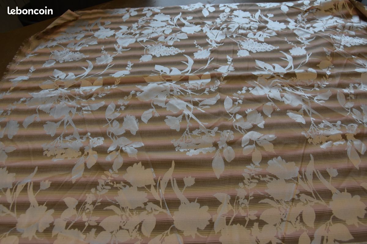 Coupon de tissu avec de l'élasthane💕 (image 1)