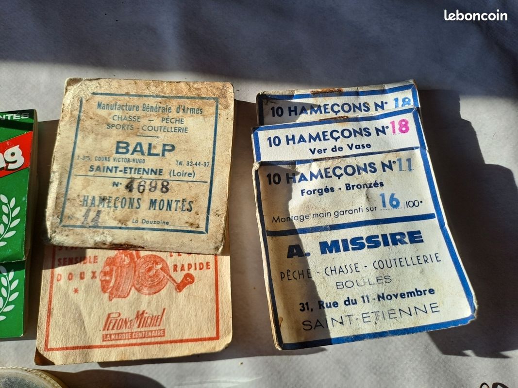 Lot De 9 épingles Permis Chasse Et Pêche Pennsylvanie Années 40-50 - Boîte Ancienne, Vintage