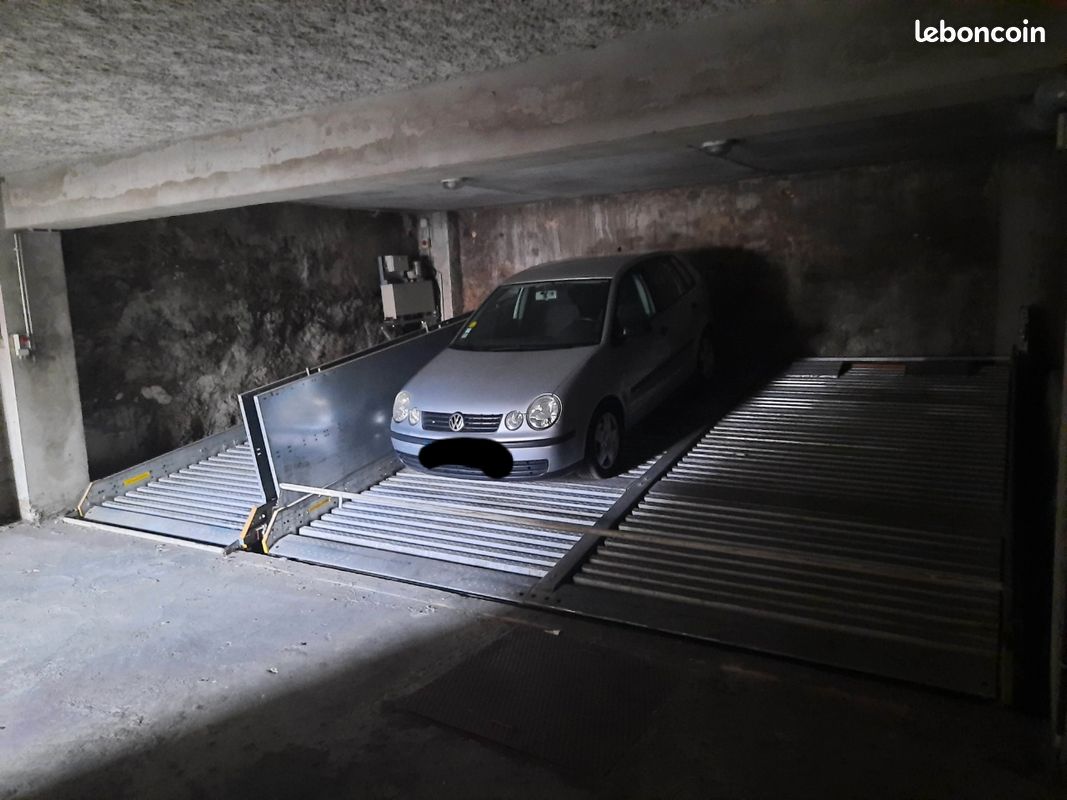 Vends place eco parking Lyon 7 · 12 000 €