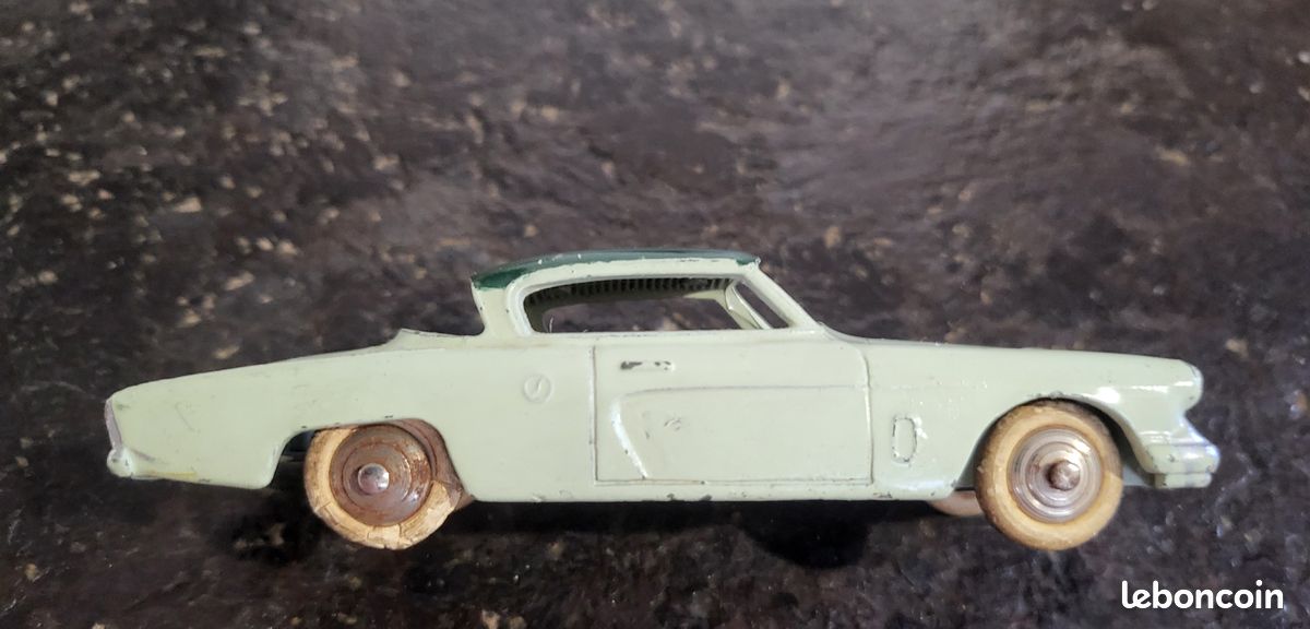 Ancienne Studebaker Commander Dinky Toys Réf 24Y 50's