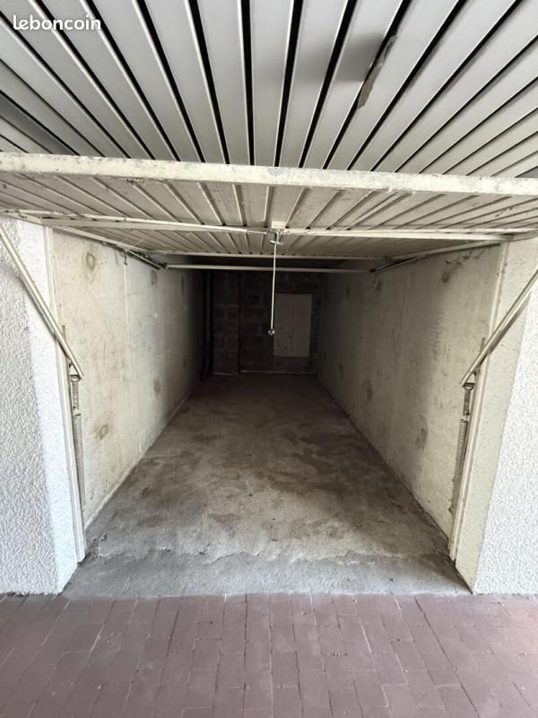 Parking 15 m² · à Bordeaux · 15 m² · 34 800 €