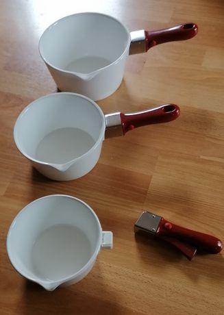 2 anciennes poignées pour casserole VITROFLAM - Rouge