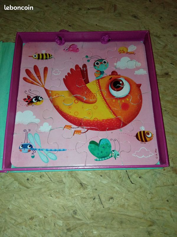 Mallette de 2 puzzles et son livre (image 3)