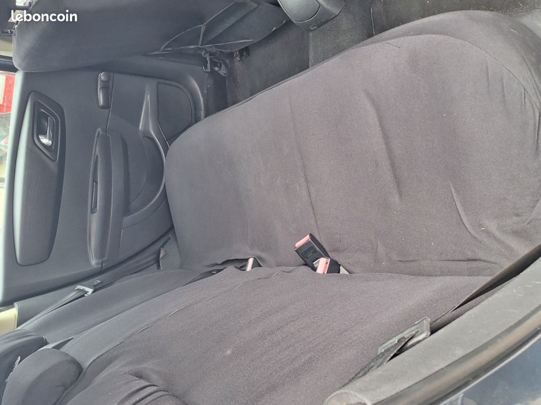 CITROEN C4 C4 1.4i 16V 90 Pack (image 6)