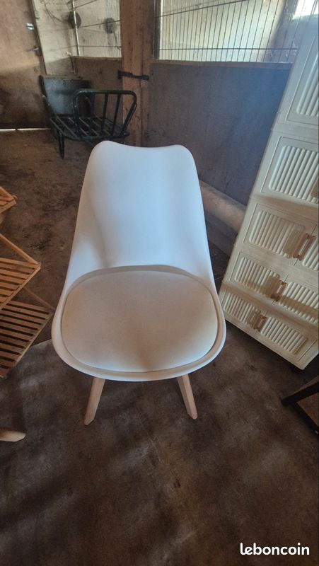 Mobilier chambre (image 4)