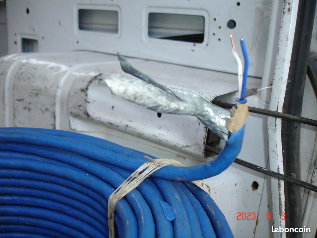 Cable 1 paire armé (image 1)