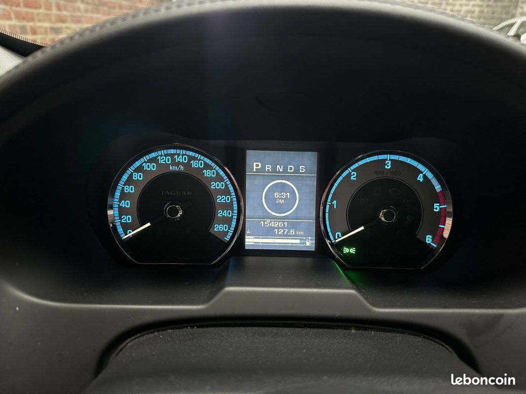 Jaguar xf s 3.0 v6 portfolio 275 cv (image 17)
