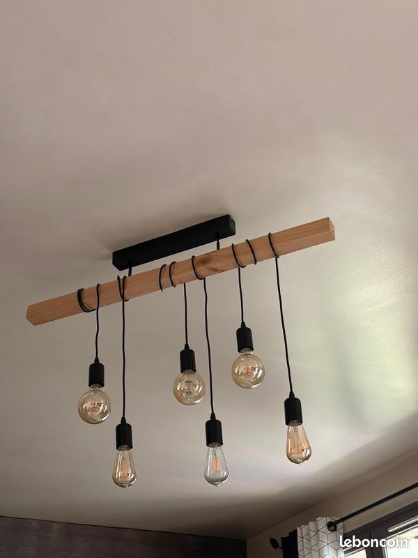 Suspension design bois et métal noir – 6 lumières (image 1)