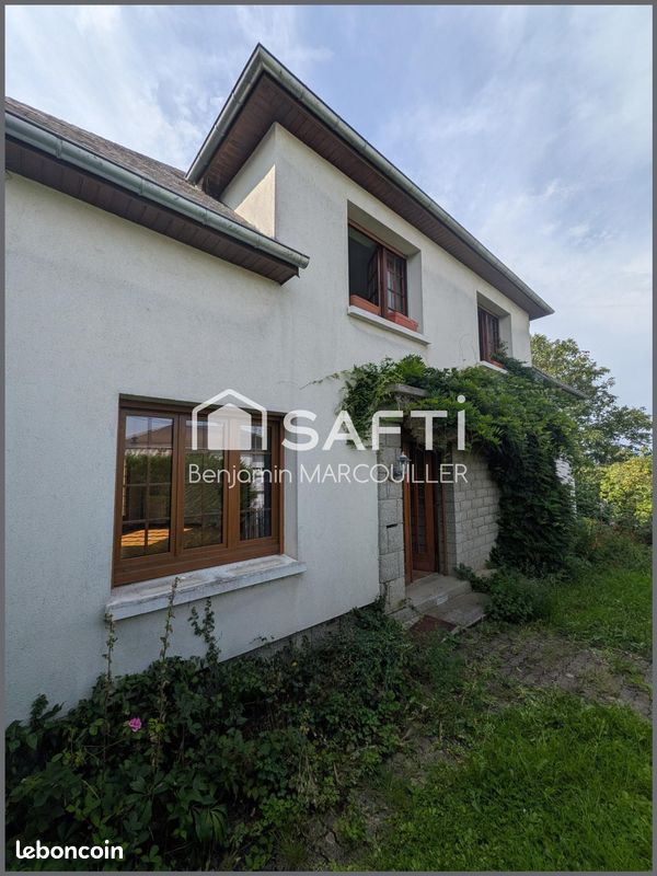 Maison 9 pièces 250 m² · à Vire Normandie · 250 m² · 220 000 €