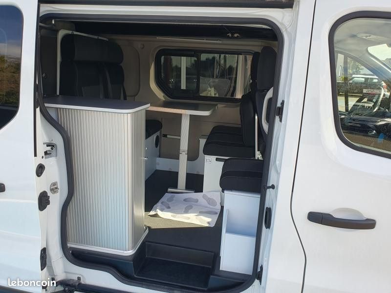 Renault Trafic FOURGON L2H1 3T 2.0 Blue dCi 150ch Randger 535 Van (image 6)