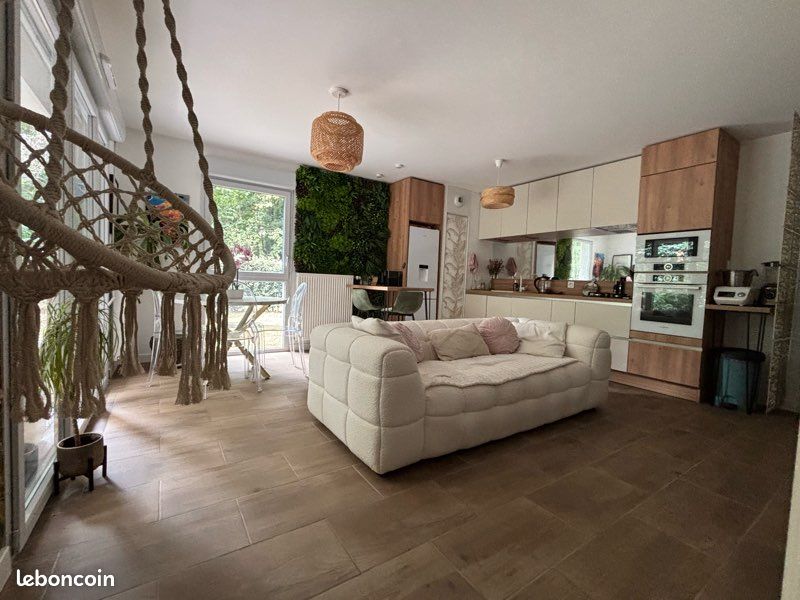 Appartement 2 pièces 47 m² · à Sérézin-du-Rhône · 47 m² · 249 000 €