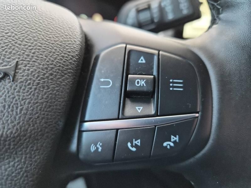 Ford Focus 1.0 EcoBoost mHEV 125ch Titanium X Business (image 18)