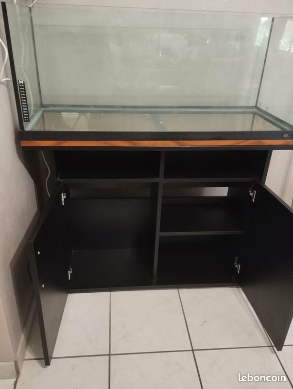 Aquarium 160L (image 2)