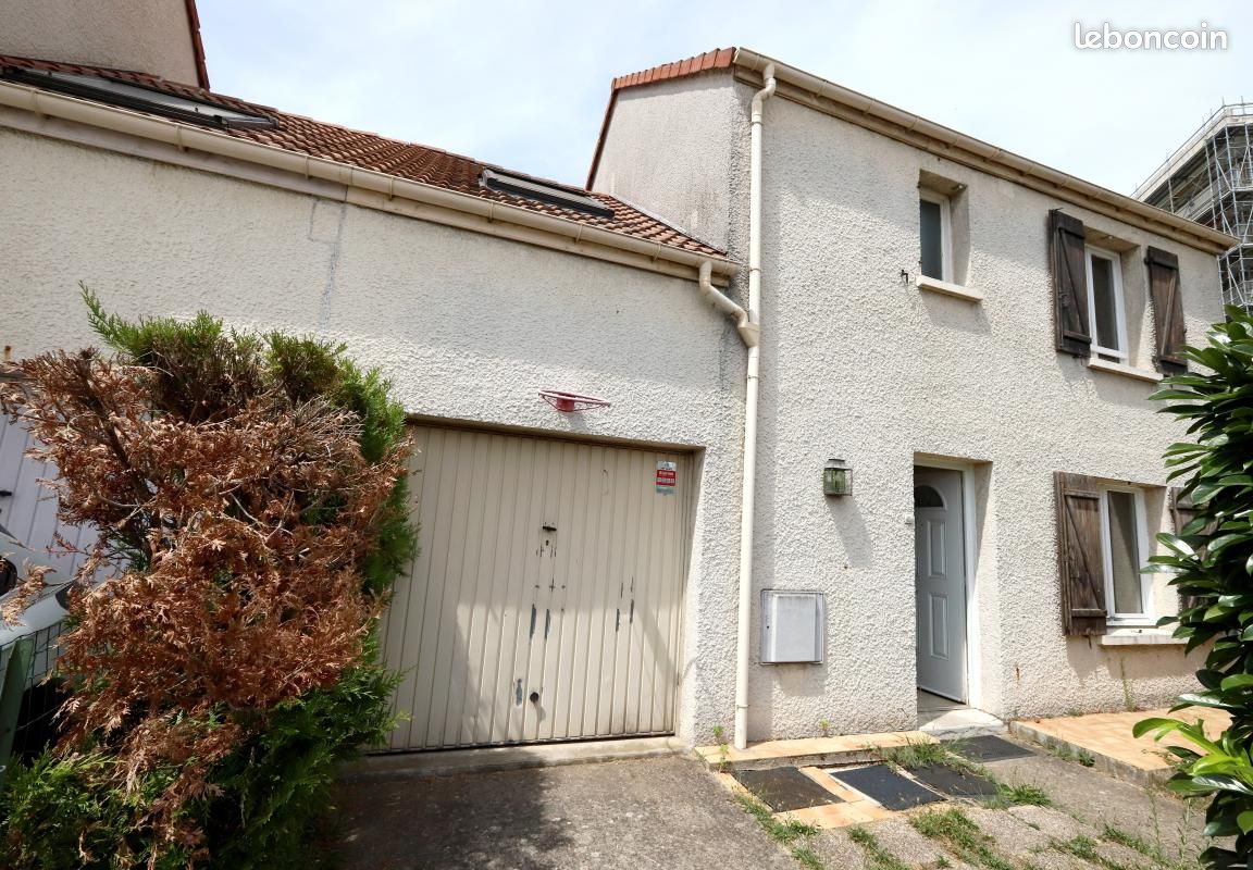 Maison 5 pièces 85 m² · à Les Mureaux · 85 m² · 235 000 €