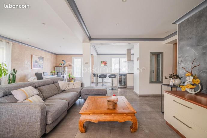 Maison 5 pièces 140 m²