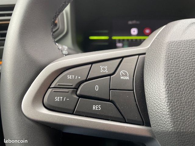 Dacia Duster 1.2 130 MILD HYBRID 4X2 EXTREME (image 20)