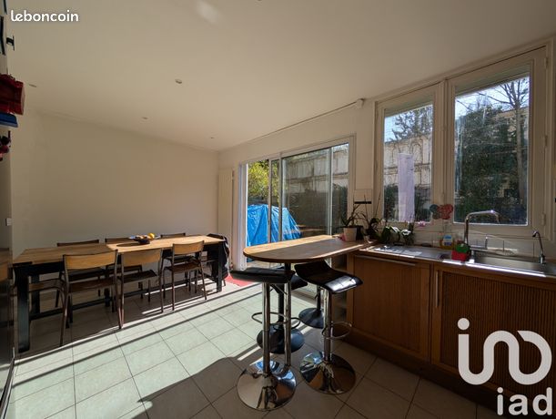 Propriété 3 pièces 85 m²