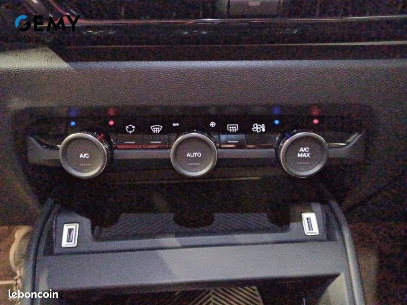 Citroën C4 e- 136 ch Automatique Feel Pack (image 18)