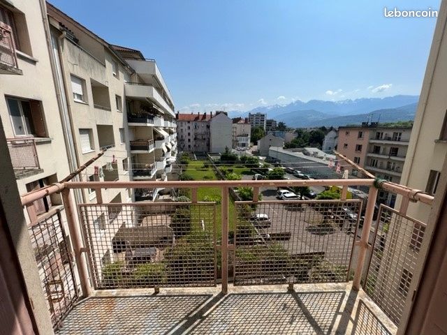 Appartement 2 pièces 51 m² · à Grenoble · 51 m² · 614 €/mois