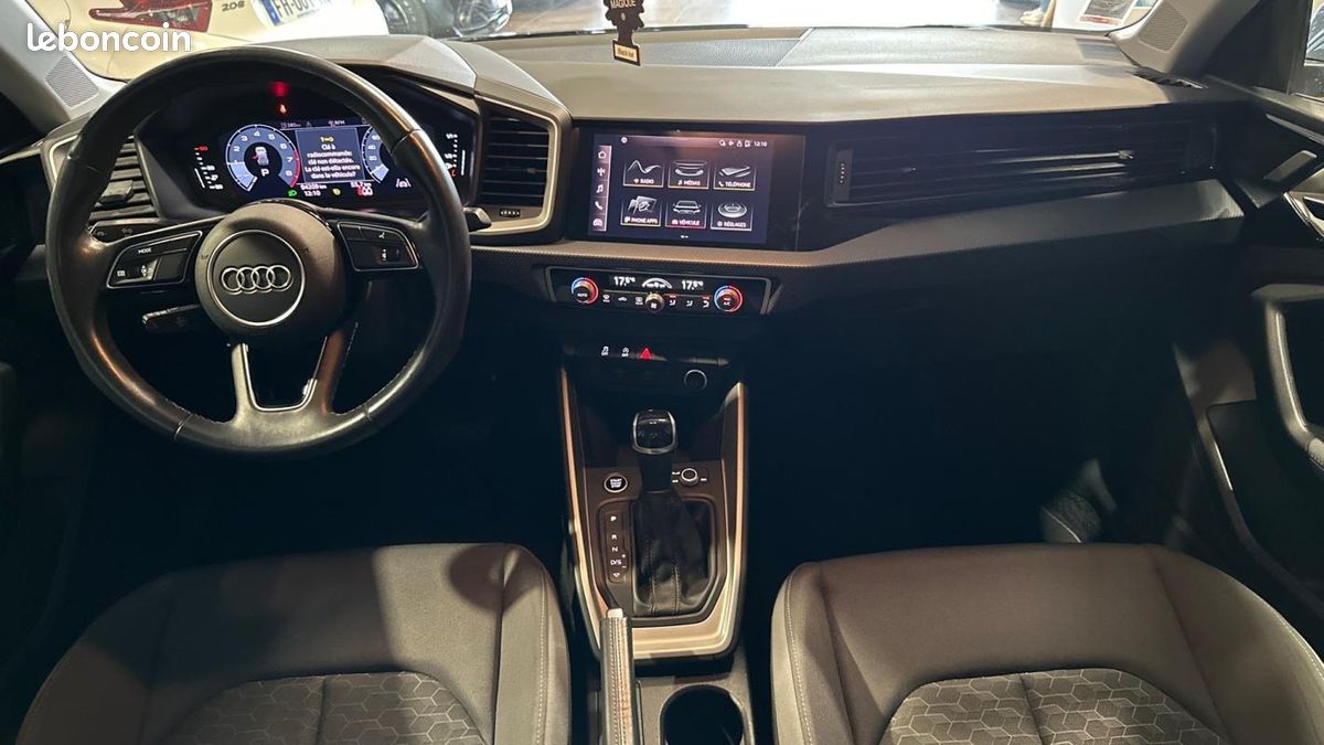Audi A1 sportback 30 TFSI 110 S tronic 7 Advanced Gris Fleche (image 15)