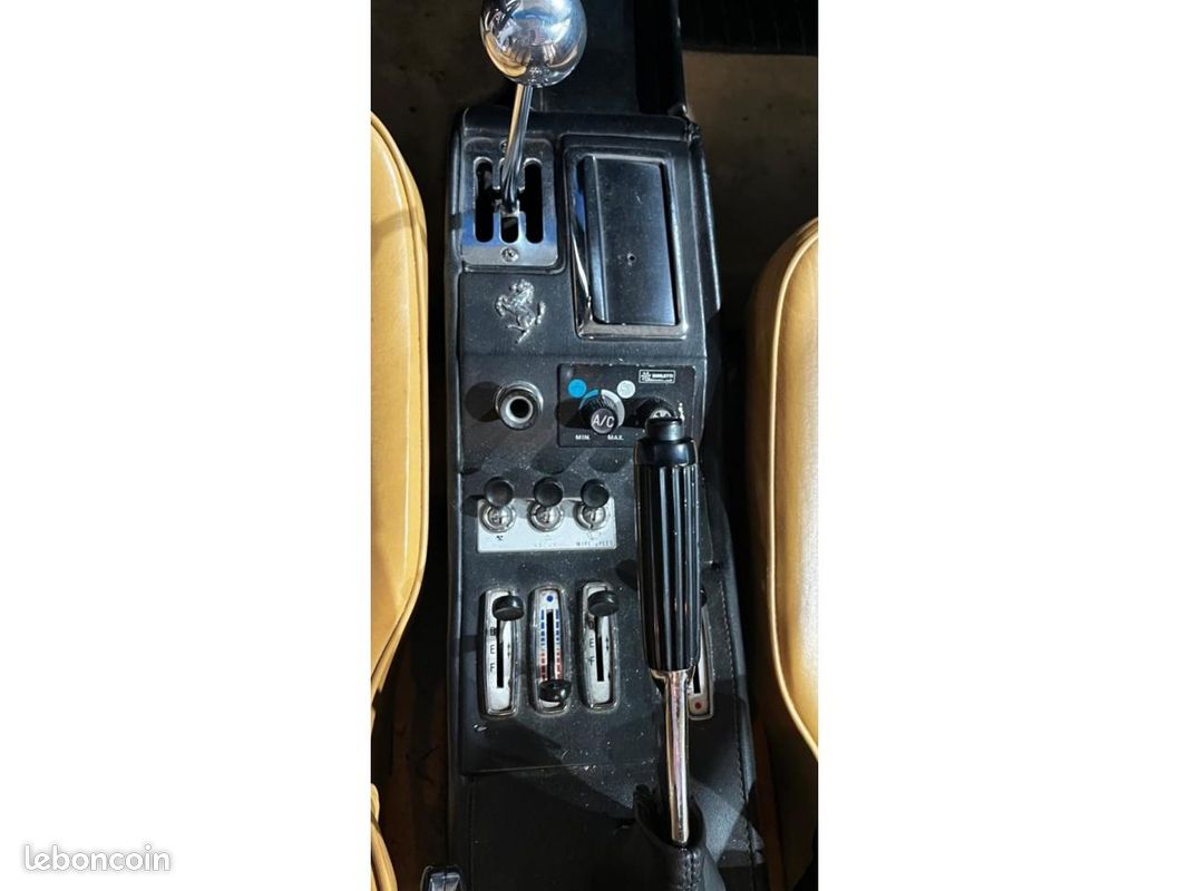 Ferrari 308 gtb - 3l - v8 - 255cv - carbu carter sec - caisse acier (image 12)